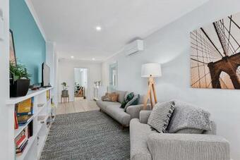 Goolwa Riverfront Retreat 'la Maison Tranquille'
