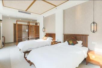 Hotel ????????