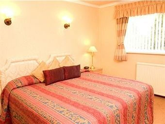 Hostal Huntingdon House Hotel