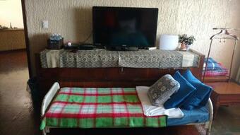 Habitaci�n Amplia Cerca De Andares