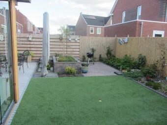 Heerenveen Zonnige Hoekwoning Met Tuinkamer En Eigen Parkeerplaats