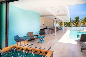 Beachfront Coco Modern Designer House By Peninsula Stays