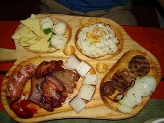 Hostal Casuta Bunicilor Isverna