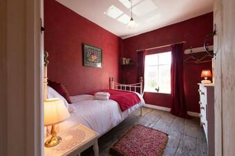 Romney, A Cosy Victorian Cottage In A Picturesque Suffolk Village
