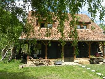 Hostal Iedera Casa De Familii 2