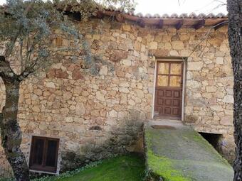 Torre�n En El Valle Del Ti�tar. Tunkashila