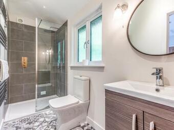 Pass The Keys Delightful 2bed Lodge In Downland Village