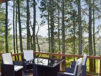 Oak Lodge