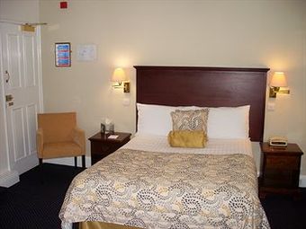 Wessex Royale Hotel