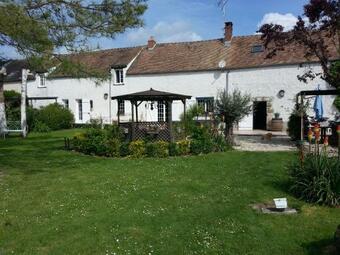 Bed & Breakfast La Long�re Des Glycines