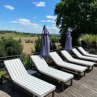 Hostal Maison M�rier