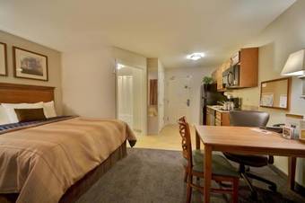 Hotel Candlewood Suites Milwaukee Airport - Oak Creek