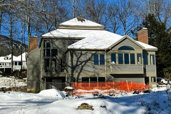 The Ledges 12c
