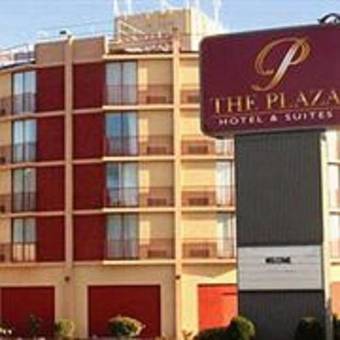 Plaza Hotel & Suites