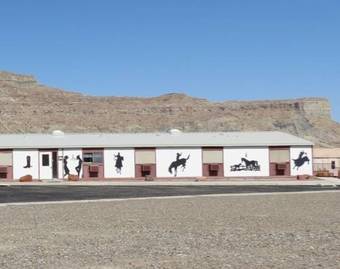 Motel High Desert Lodge