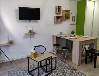 Apartamento Studio �quip� 1/4 Pers Futuroscope (8 Min � Pieds)