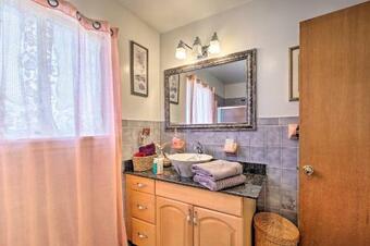 Apartamento Hopewell Junction Escape With Community Pool!