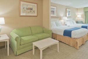 Holiday Inn Express Hotel & Suites Memphis Southwind
