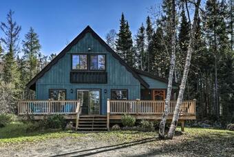 Charming Lake Placid Chalet With Deck And Forest Views