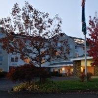 Posada Country Inn & Suites Portland Airport