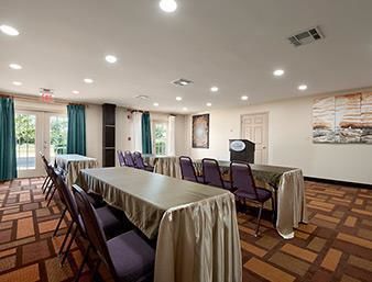 Hotel Baymont Inn And Suites Ennis