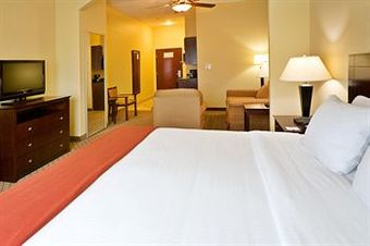 Holiday Inn Express Hotel & Suites New Boston