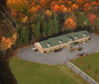 Hotel Mountain Inn & Suites Flat Rock