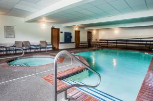 Hotel Quality Inn & Suites Kenedy - Karnes City
