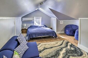 Waterfront Indian Lake Cottage With Fire Pit And Views