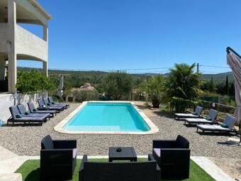 Hostal Sous Les Oliviers Ard�chois