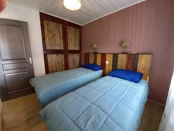 La Cabane Au Fond Du Jardin