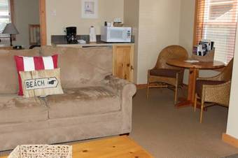 Hotel Lighthouse Inn