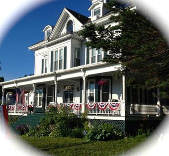 Bed & Breakfast Center Harbor Sutton House B & B