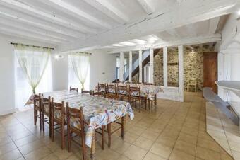 G�te Pour 16 Pers Avec Piscine - Maisoncelles