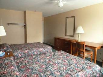 Sand Pebble Motor Lodge