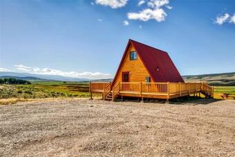 Cozy Antimony Cabin In Private Location With Fire Pit