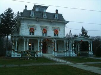 Bed & Breakfast Marble Mansion Inn