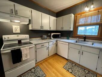 The Penokee Post - Fireplace, Sauna, Welcoming