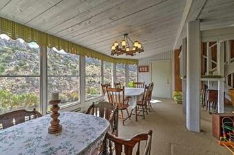 Fishing Paradise In Saratoga On 160 Private Acres!