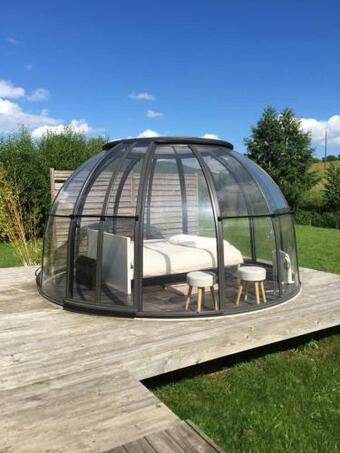 Bed & Breakfast Les Nuits Insolites De La Mothe - H�bergement En Bulle - Tiny House Avec Spa Privatif Ou Croisi�re Fluviale