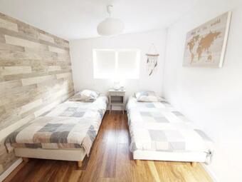 G�te Launay