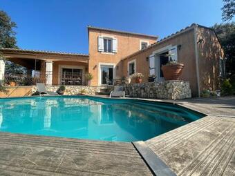 Bed & Breakfast Le Calme De La Garrigue