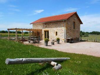 G�te Saint-forgeux-lespinasse, 3 Pi�ces, 4 Personnes - Fr-1-496-7