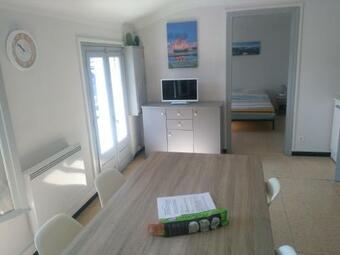 Apartamento Appartement 62 M� + Terrasse Et Jardin Aromatique