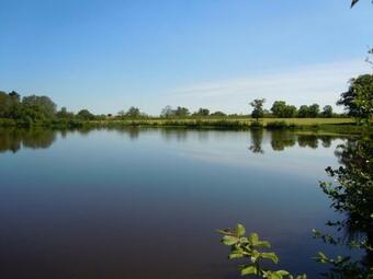 Bed & Breakfast Cabanes Et Chambre � La Bernardiere