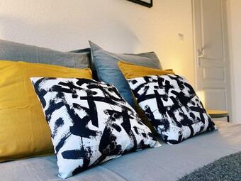 Apartamento Bed & Work - Free Wifi - Proche Stellantis / Psa