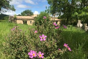 La Gargouille Des Corbi�res Cuve � Vin Habitable