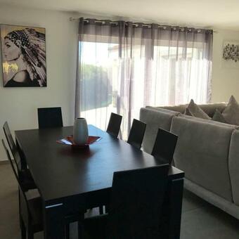 Villa De 5 Chambres Avec Piscine Privee Jacuzzy Et Jardin Clos A Villetelle