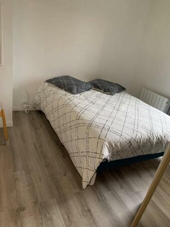 Apartamento Appartement Contemporain R�nov� � Neuf Avec Cuisine �quip� - Val De Reuil