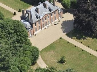 Bed & Breakfast Chateau D' Emalleville